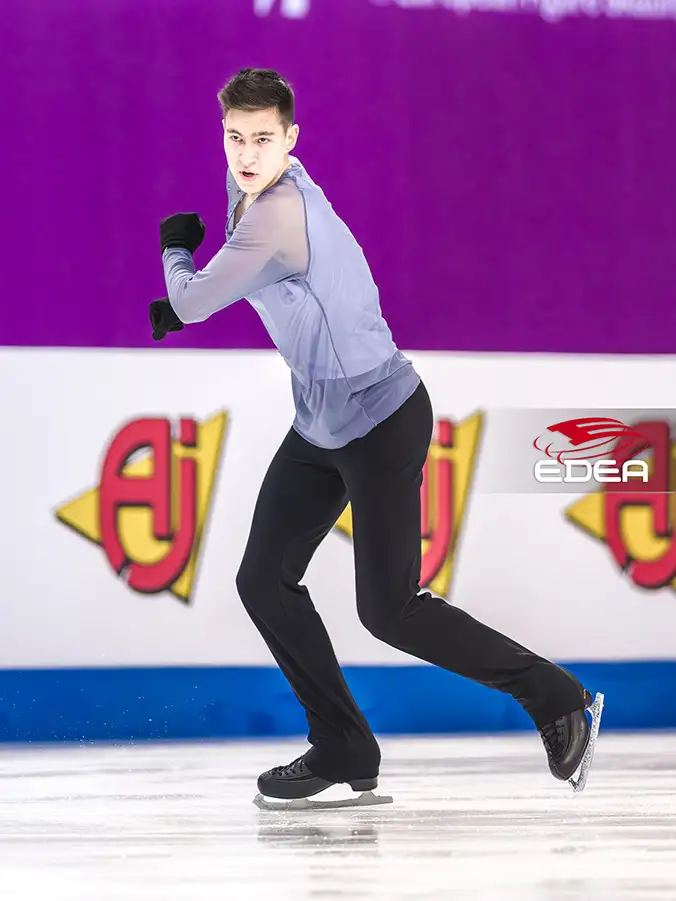 Ice Gallery Skates U.S.